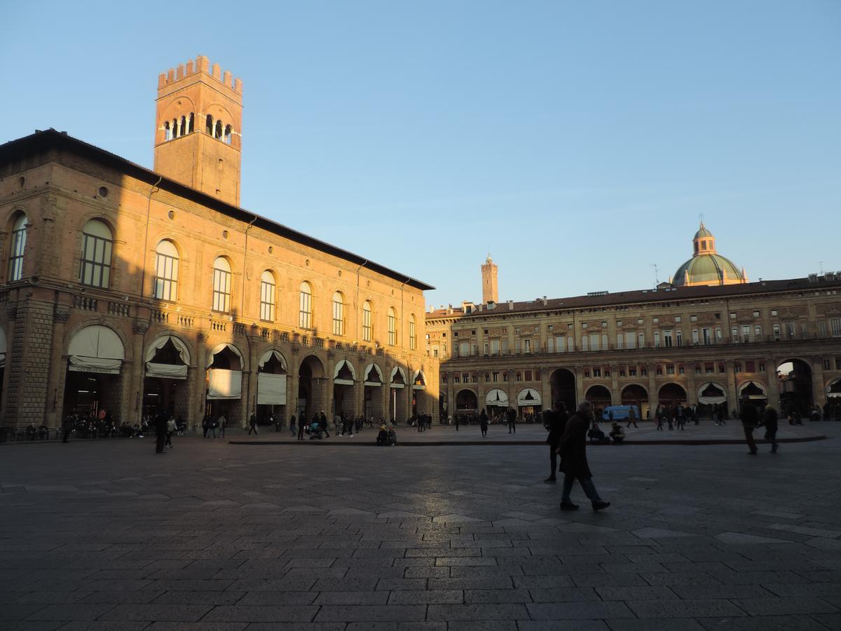 B&B Piazza Grande Bologne Extérieur photo